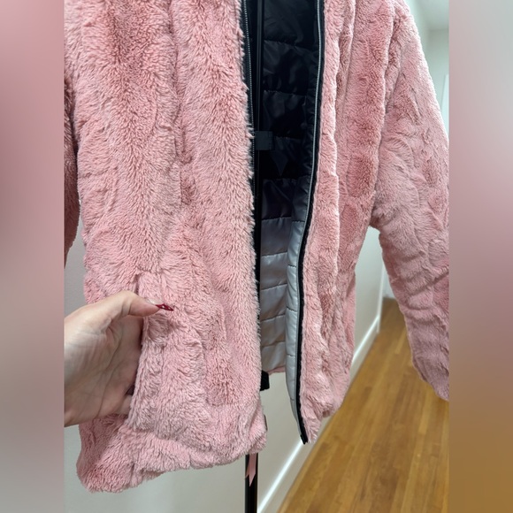 121. Pacific Trail Girls' Reversible to Faux Fur Tie-Dye Hooded Jacket - Picture 5 of 8